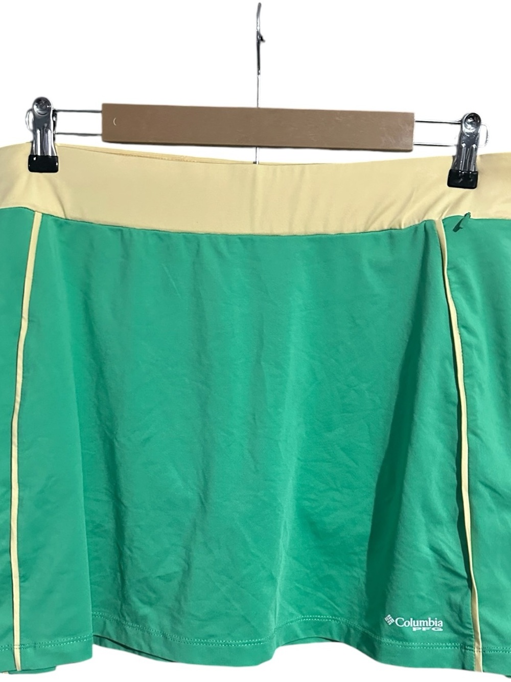 Columbia PFG Golf Skort Green Yellow Size L